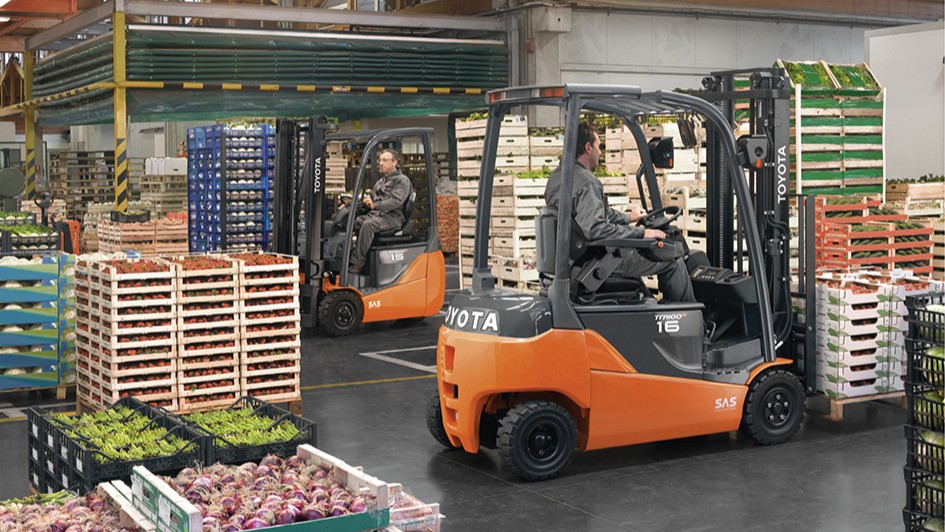 Odabir pravog viličara za maloprodajne lance